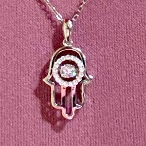 NEW HAMSA FINE JEWELRY Maya Caroleena sterling silver necklace floating stone.